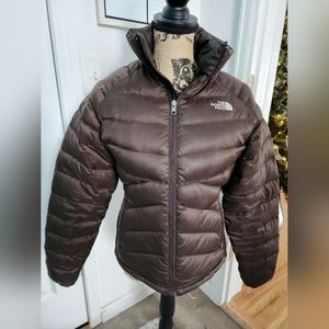 North Face 550 Jacket Size Medium